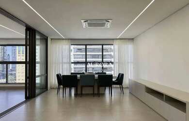 Imagem: O apartamento possui 3 Dormitórios, 4 Banheiros, 3 Vagas na