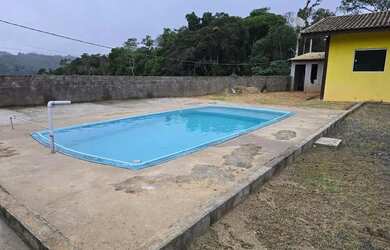 Imagem 3: Casa com piscina em Juquitiba