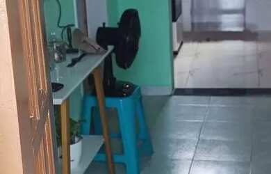 Imagem: A casa possui 2 Dormitórios, 1 Banheiro, 60m² de Área e