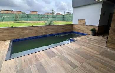 Imagem: O apartamento possui 3 Dormitórios, 3 Banheiros, 4 Vagas na