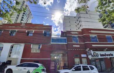 Imagem: Reformado e colado no centro para locação