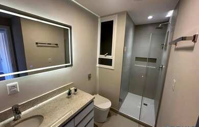 Imagem: APTO COM 02 DORM. DEPENDENCIA EMP, TODO REFORMADO, SEMI-MOBILIADO