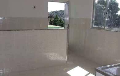 Imagem: A casa possui 1 Dormitório e 1 Banheiro e está localizado