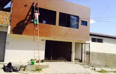 Imagem: A kitnet possui 2 Dormitórios e 1 Banheiro e está localizado