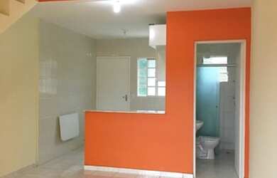 Imagem: A kitnet possui 1 Dormitório, 1 Banheiro, 1 Vaga na garagem