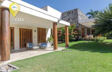 Imagem: A casa em condomínio possui 5 Dormitórios, 4 Banheiros, 3