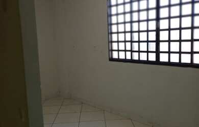 Imagem 4: ALUGAM-SE SALAS NA QNN 18