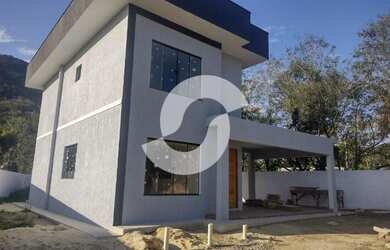 Imagem: A casa em condomínio possui 3 Dormitórios, 2 Banheiros, 2