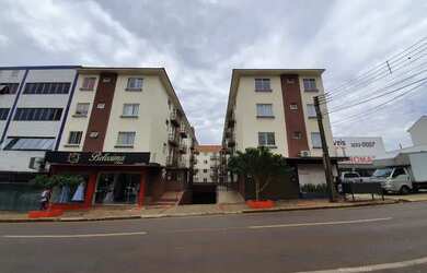 Imagem: O apartamento possui 1 Dormitório, 1 Banheiro, 1 Vaga na garagem