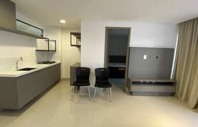 Imagem: O studio possui 2 Dormitórios, 1 Banheiro, 1 Vaga na garagem