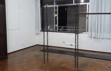 Imagem: A kitnet possui 1 Banheiro, 47m² de Área e está localizado