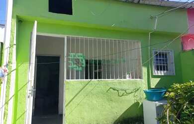 Imagem: A casa possui 1 Dormitório, 1 Banheiro, 2 Vagas na garagem