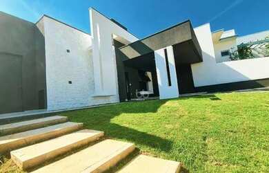 Imagem: A casa em condomínio possui 3 Dormitórios, 4 Banheiros, 4