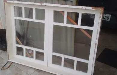 Imagem: A casa possui 2 Dormitórios e está localizado em Clima Bom