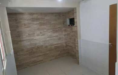 Imagem: A casa possui 2 Dormitórios, 1 Banheiro, 1 Vaga na garagem