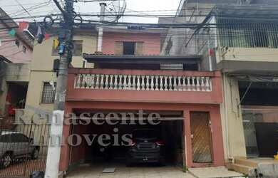 Imagem: A casa possui 3 Dormitórios, 3 Banheiros, 2 Vagas na garagem