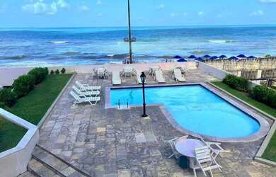 Imagem 13: Piedade - 04 Qtos / 04 Suítes - Piscina - Quadra poliesportiva - 03 Vagas