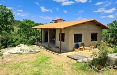 Imagem: A chácara e está localizado em Jaboticatubas, MG à venda