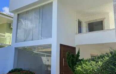 Imagem: A casa em condomínio possui 5 Dormitórios, 4 Banheiros, 2