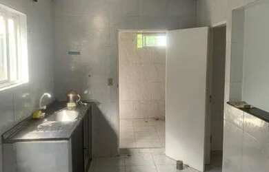 Imagem: A kitnet possui 1 Dormitório, 1 Banheiro e está localizado