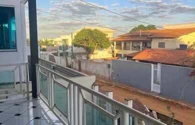 Imagem: A casa e possui 2 Dormitórios, Suítes, 1 Banheiro, 400-0m²