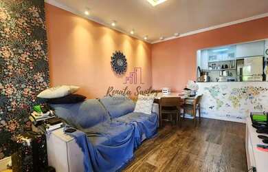 Imagem: O apartamento possui 2 Dormitórios, 1 Banheiro, 1 Vaga na garagem