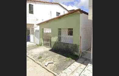 Imagem: A casa possui 2 Dormitórios, 1 Banheiro, 60m² de Área, Imóvel