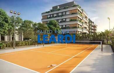 Imagem: O apartamento possui 3 Dormitórios, 5 Banheiros, 3 Vagas na