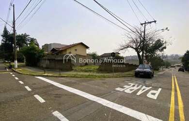 Imagem: O terreno possui 538m² de Área, Imóvel novo e está localizado