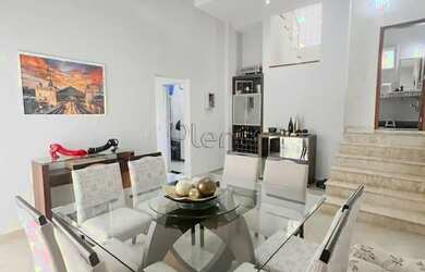 Imagem 9: Casa à Venda no Condomínio Residencial Villaggio San Marino em Valinhos, no bairro Ortizes