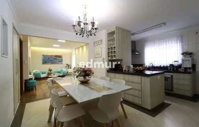 Imagem 2: CASA para EM BREVE com 300m² no bairro Vila Apiaí com 5 quartos e 1...