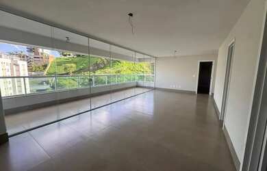 Imagem: O apartamento possui 4 Dormitórios, 4 Banheiros, 4 Vagas na