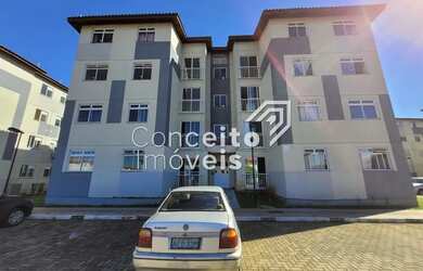 Imagem: O apartamento possui 2 Dormitórios, 1 Banheiro, 1 Vaga na garagem