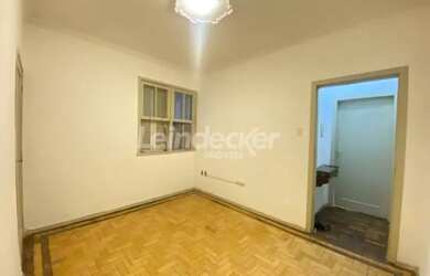 Imagem: O apartamento possui 2 Dormitórios, 2 Banheiros e 49m² de