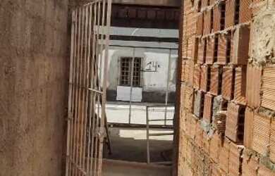 Imagem 10: Casa pra vender no aeroporto.o terreno ao lado tbem faz parte dela