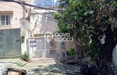 Imagem: O depósito possui 2 Vagas na garagem, 246m² de Área e está