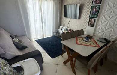 Imagem: A casa possui 2 Dormitórios, 1 Banheiro, 1 Vaga na garagem