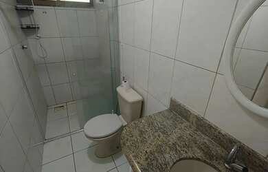 Imagem: O apartamento possui 1 Dormitório, 1 Banheiro, 1 Vaga na garagem