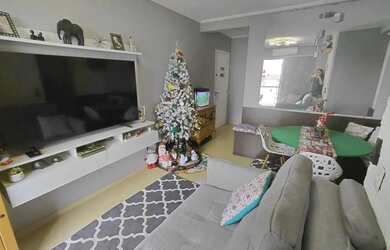 Imagem: O apartamento possui 2 Dormitórios, 1 Banheiro, 1 Vaga na garagem