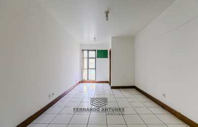 Imagem: O depósito possui 50m² de Área e está localizado em Barro