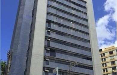 Imagem: O depósito possui 2 Vagas na garagem, 106m² de Área e está