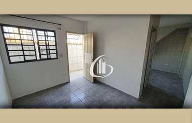 Imagem: O apartamento possui 1 Dormitório, 1 Banheiro, 27m² de Área