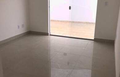 Imagem: O apartamento possui 2 Dormitórios, 1 Banheiro, 2 Vagas na