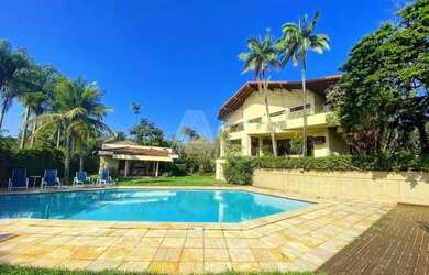 Imagem: A casa em condomínio possui 4 Dormitórios, 5 Banheiros, 5