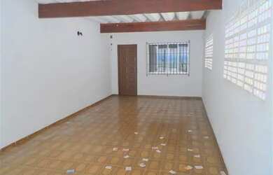 Imagem: A casa possui 2 Dormitórios, 2 Banheiros e 90m² de Área e