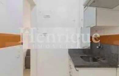 Imagem: O apartamento possui 1 Dormitório, 1 Banheiro, 40m² de Área