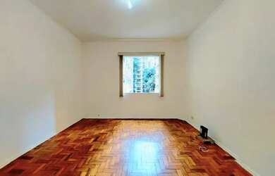 Imagem: O studio possui 1 Dormitório, 1 Banheiro, 29m² de Área e