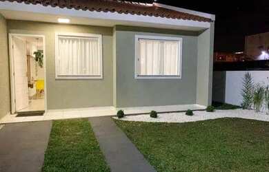 Imagem: A casa possui 2 Dormitórios, 1 Banheiro, 1 Vaga na garagem