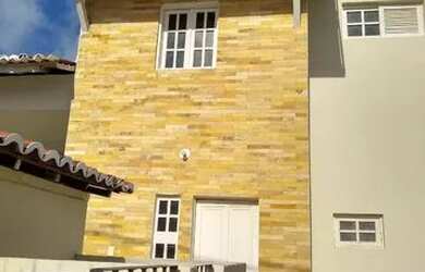 Imagem: A casa possui 5 Dormitórios, 4 Banheiros, 3 Vagas na garagem