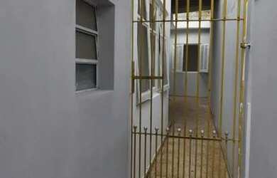 Imagem: A casa possui 1 Dormitório, 1 Banheiro, 40m² de Área e está